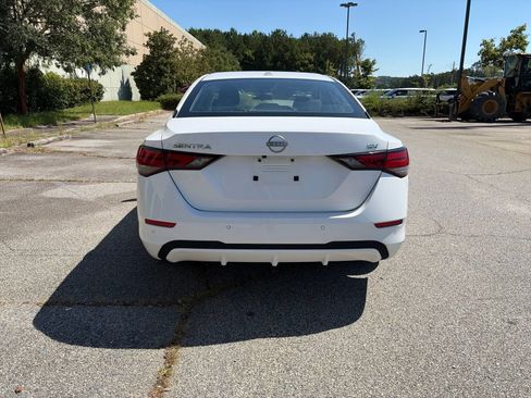 Used 2024 Nissan Sentra SV FWD image 5