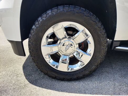 Used 2016 Chevrolet Tahoe LTZ RWD image 36