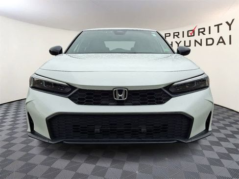 Used 2025 Honda Civic Sport image 2