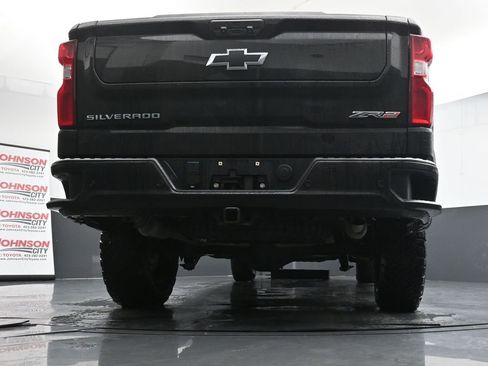 Used 2023 Chevrolet Silverado 1500 ZR2 w/ Technology Package image 43