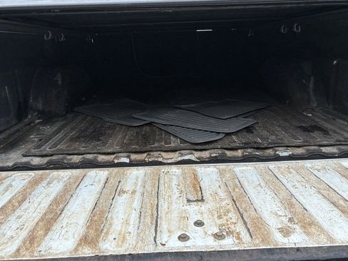 Used 2007 GMC Sierra 3500 SLE w/ Heavy-Duty Power Package image 18