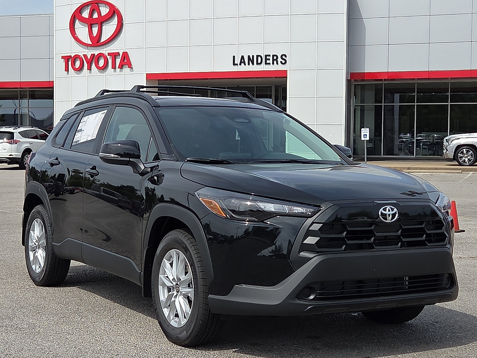 New 2026 Toyota Corolla Cross LE w/ Moonroof Package FWD image 1