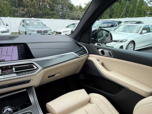 Used 2019 BMW X5 xDrive40i w/ Premium Package 2 AWD/4WD image 19