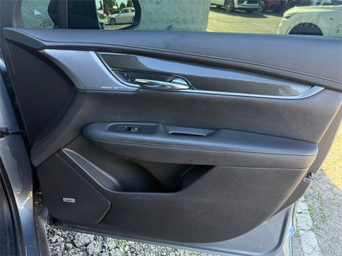 Used 2020 Cadillac XT6 Sport image 26