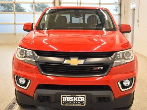 Used 2018 Chevrolet Colorado Z71 AWD/4WD image 3