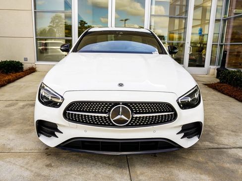 Used 2022 Mercedes-Benz E 350 Sedan image 7