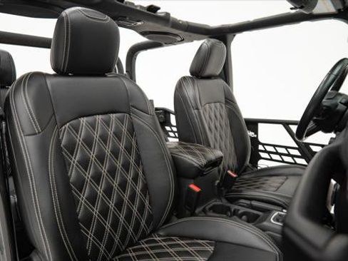 Used 2022 Jeep Gladiator Sport image 19