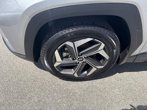 Used 2024 Hyundai Tucson Limited AWD/4WD image 13