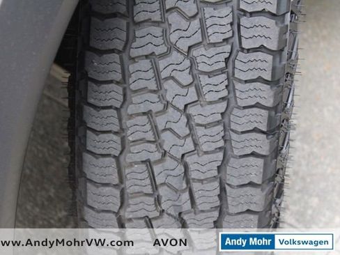 Used 2023 Nissan Rogue SV image 14