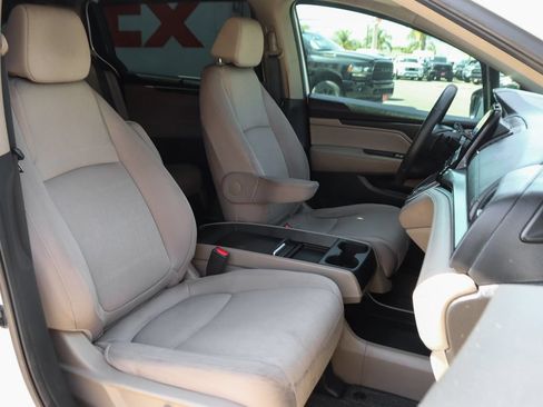 Used 2021 Honda Odyssey EX image 39