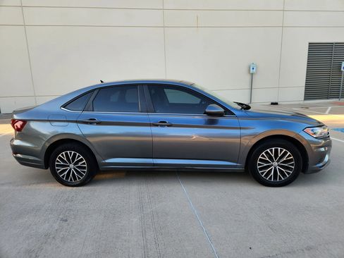 Used 2020 Volkswagen Jetta SE image 29