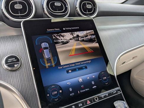 Used 2025 Mercedes-Benz GLC 350e GLC 350e image 15