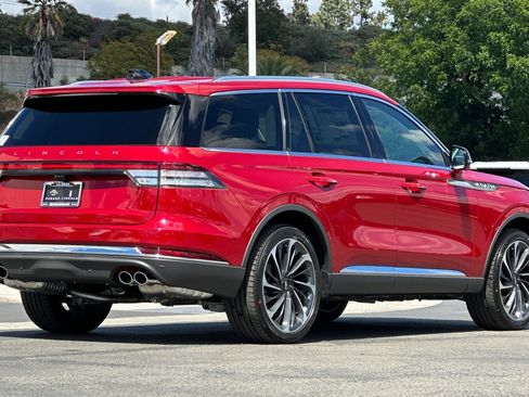 New 2026 Lincoln Aviator Reserve AWD/4WD image 3