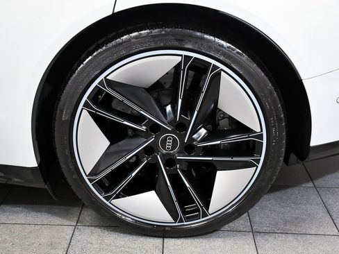 Used 2024 Audi RS e-tron GT w/ Ceramic Brake Package image 8