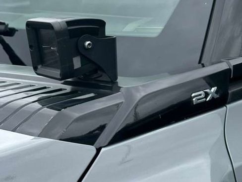 Used 2024 GMC Hummer EV 2X w/ LPO, Illumination Package AWD/4WD image 6