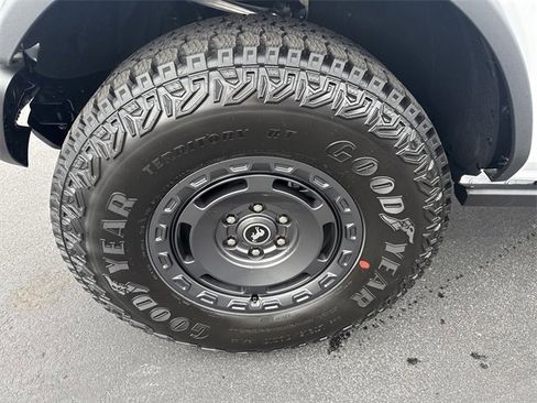 New 2025 Ford Bronco Big Bend w/ Black Diamond Package image 9