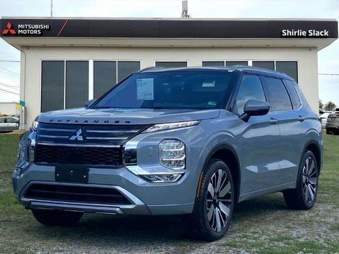 New 2025 Mitsubishi Outlander SEL image 1