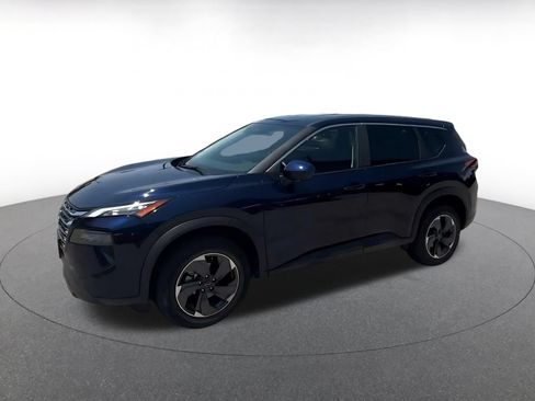 Used 2026 Nissan Rogue SV FWD image 7
