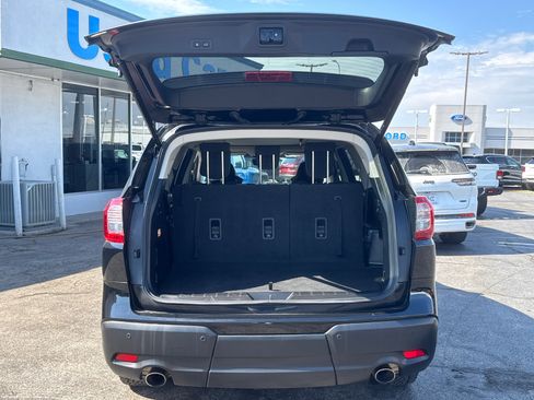 Used 2023 Subaru Ascent Onyx Edition image 18