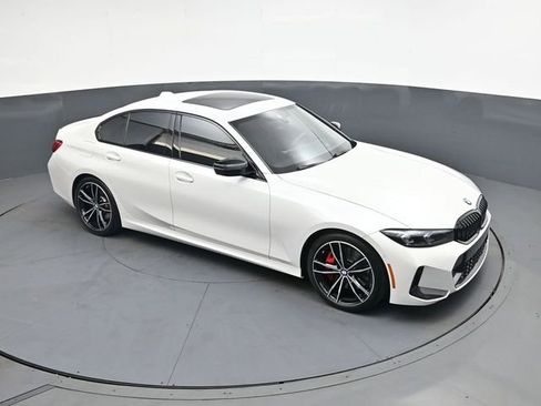 Used 2023 BMW 330i Sedan w/ M Sport Package RWD image 22