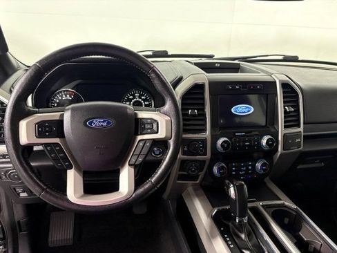 Used 2019 Ford F150 Lariat w/ Equipment Group 502A Luxury AWD/4WD image 26