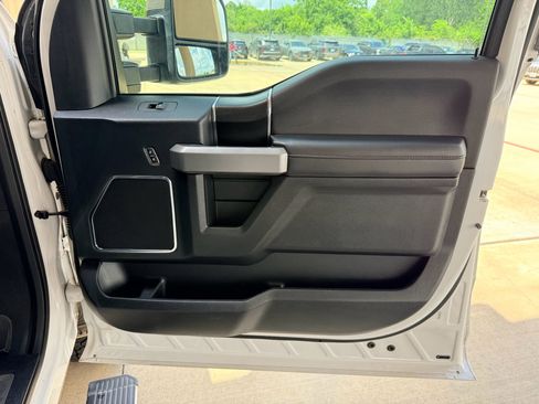 Used 2018 Ford F350 Platinum w/ Platinum Ultimate Package AWD/4WD image 10