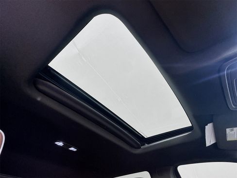 Used 2026 GMC Sierra 1500 Denali w/ Denali Reserve Package image 21