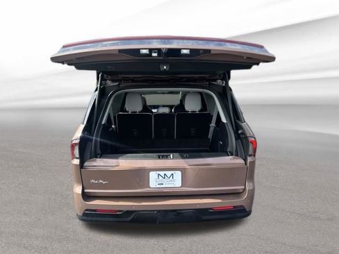 Used 2025 Lincoln Navigator L Black Label image 30