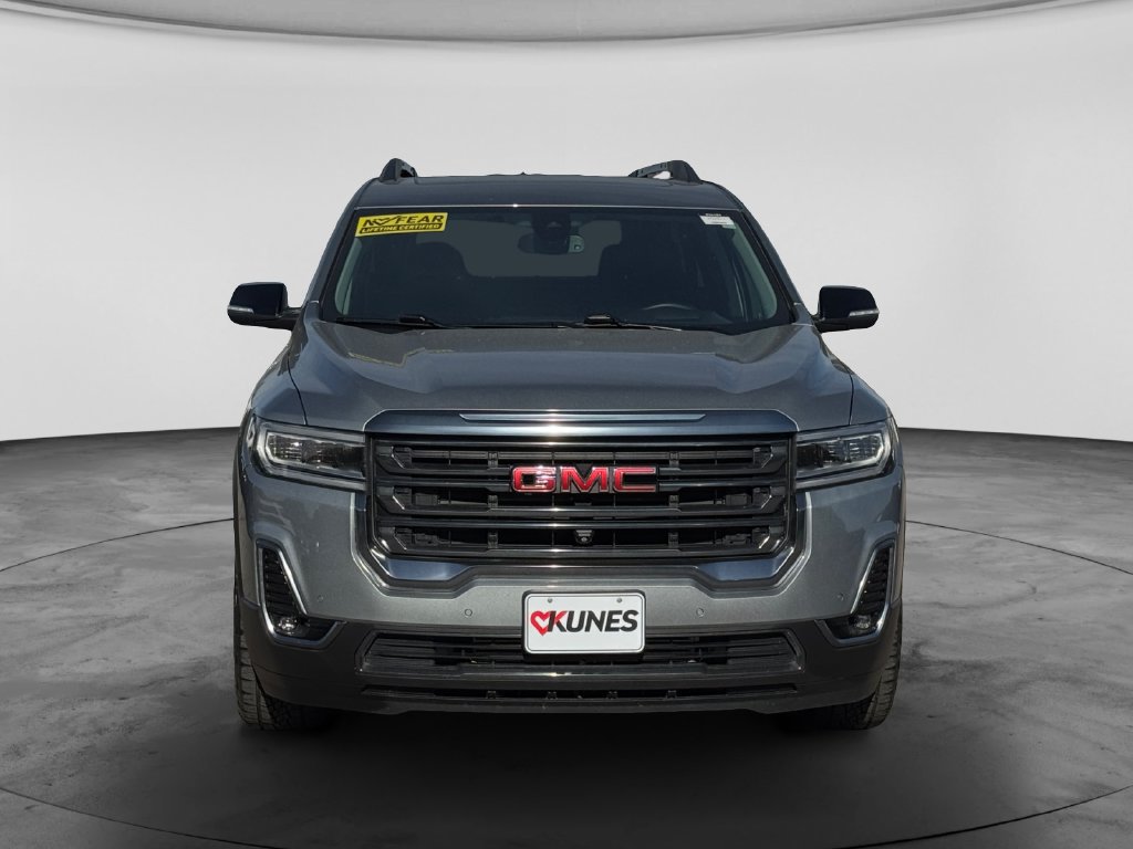 Used 2023 GMC Acadia AT4 w/ Technology Package AWD/4WD image 2