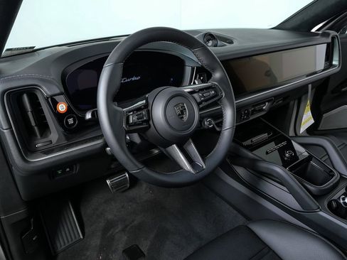 New 2026 Porsche Cayenne Turbo image 4