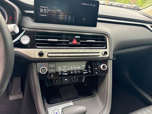 Used 2026 Genesis G70 2.5T Prestige RWD image 17