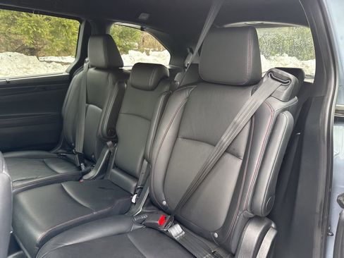 Used 2023 Honda Odyssey Sport image 13
