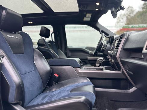 Used 2020 Ford F150 Raptor w/ Equipment Group 802A Luxury AWD/4WD image 18