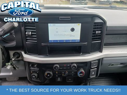New 2026 Ford F250 XL w/ XL Chrome Package AWD/4WD image 16