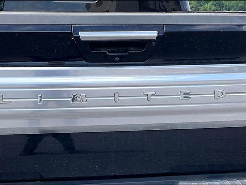 Used 2019 Ford F150 Limited w/ Trailer Tow Package AWD/4WD image 8