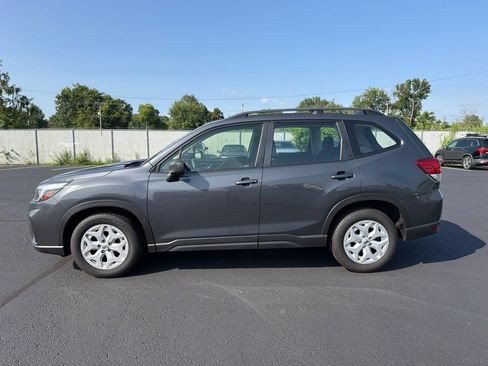 Used 2021 Subaru Forester AWD/4WD image 4