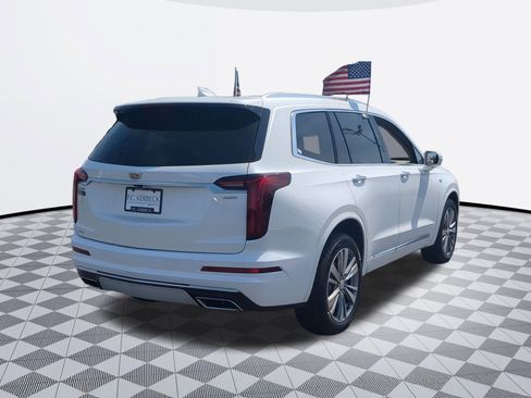 Certified 2020 Cadillac XT6 Premium Luxury w/ Platinum Package image 7