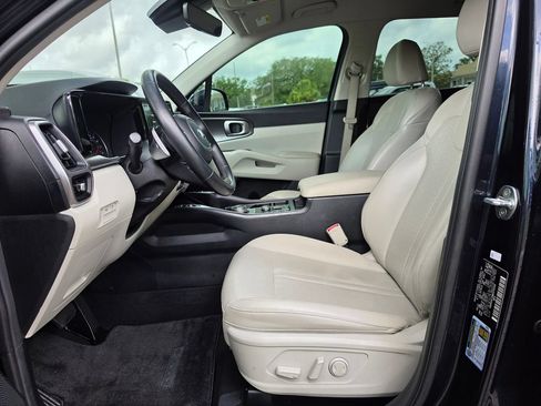 Used 2021 Kia Sorento S FWD image 8