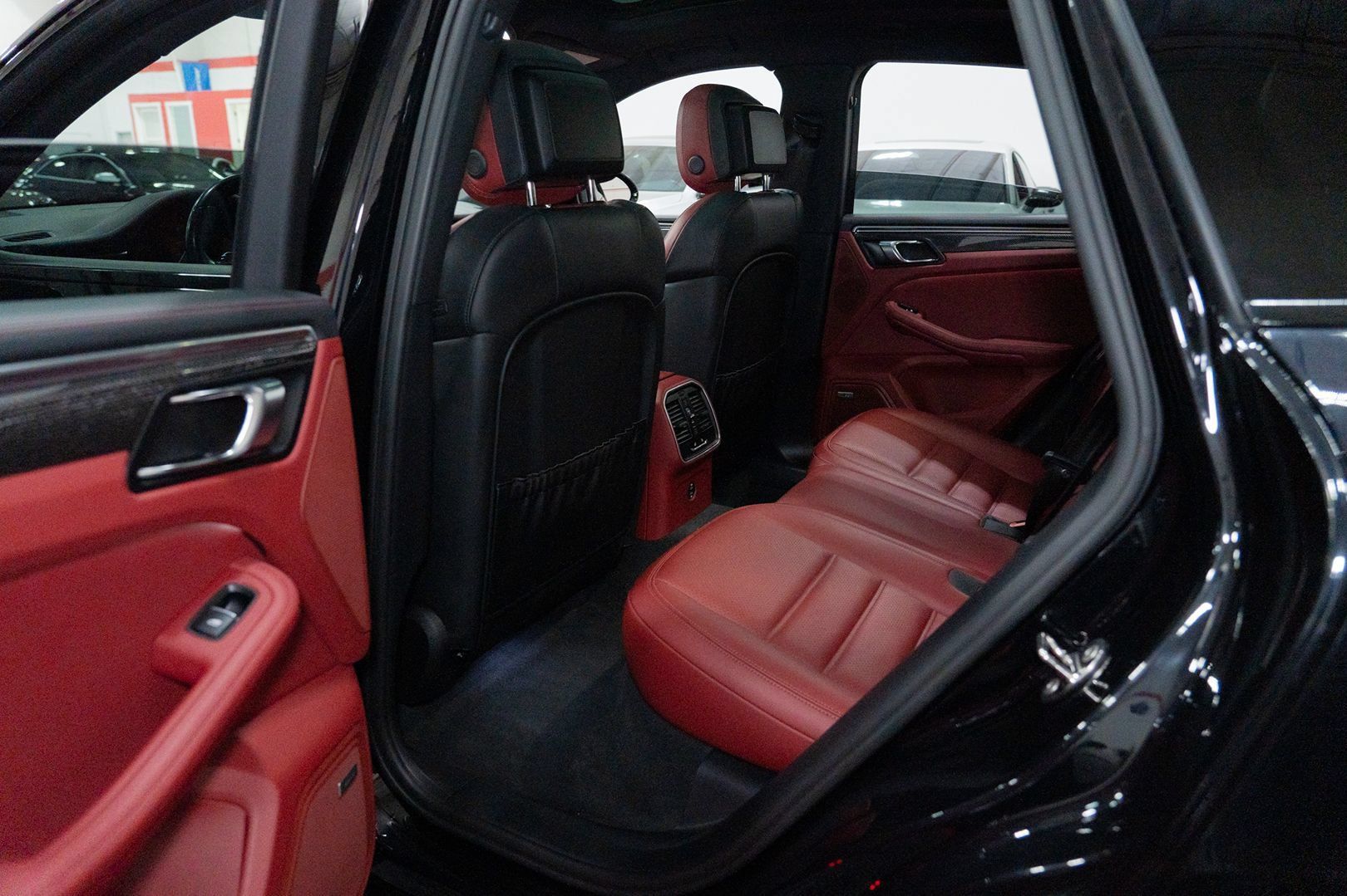Used 2022 Porsche Macan GTS AWD/4WD image 24