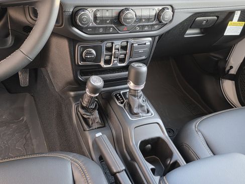 New 2026 Jeep Wrangler Unlimited Sahara image 19