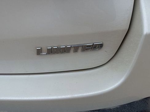 Used 2019 Toyota Highlander Limited Platinum image 9