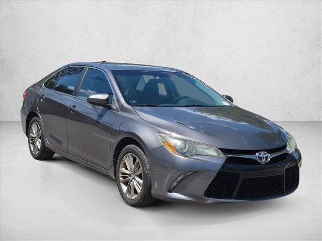 Used 2017 Toyota Camry SE FWD image 3