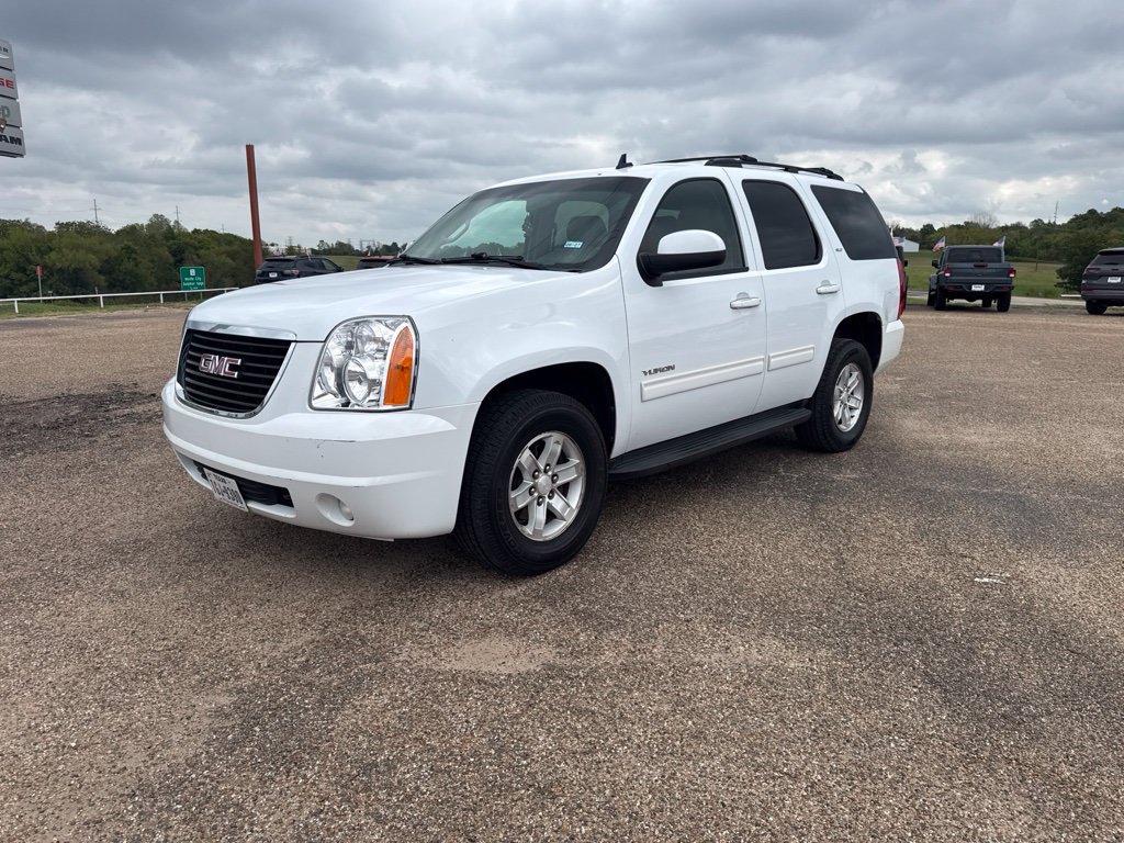 Used 2011 GMC Yukon SLT AWD/4WD image 3
