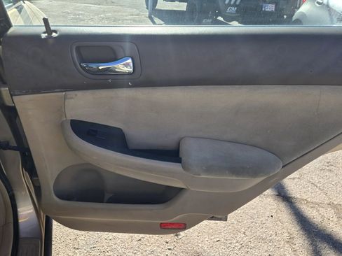 Used 2006 Honda Accord LX image 16
