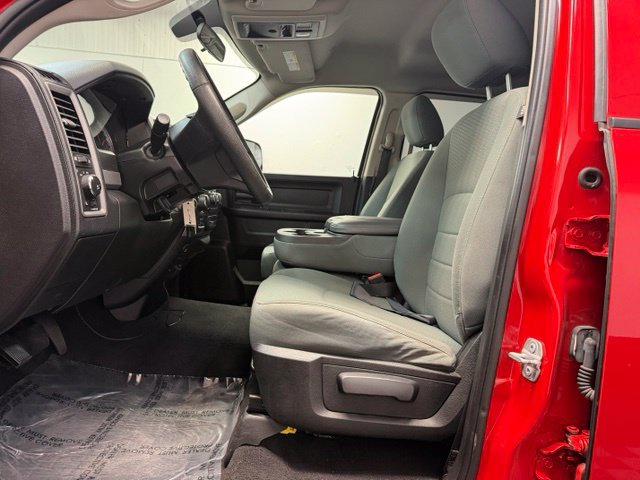 Used 2018 RAM 1500 Express w/ Express Value Package AWD/4WD image 13