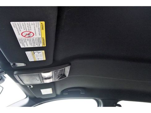 Used 2024 Nissan Titan PRO-4X image 28