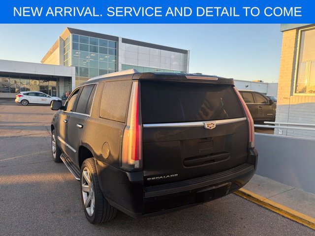 Used 2020 Cadillac Escalade Luxury AWD/4WD image 13