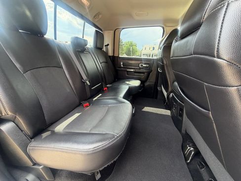 Used 2016 RAM 1500 Laramie w/ Convenience Group AWD/4WD image 42