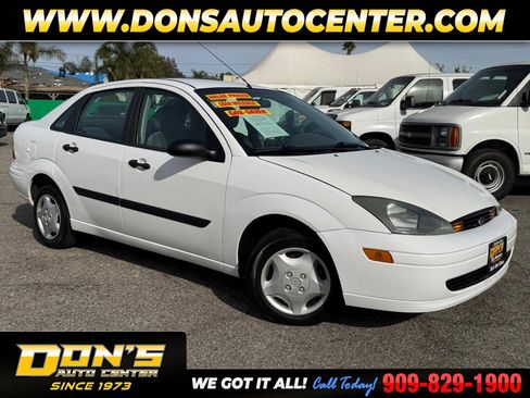 Used 2003 Ford Focus LX image 1