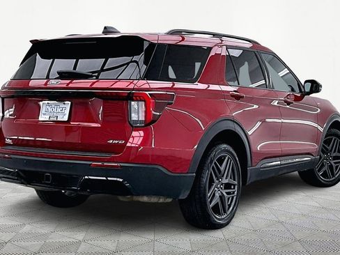 Certified 2025 Ford Explorer ST-Line w/ ST-Line Street Pack image 2